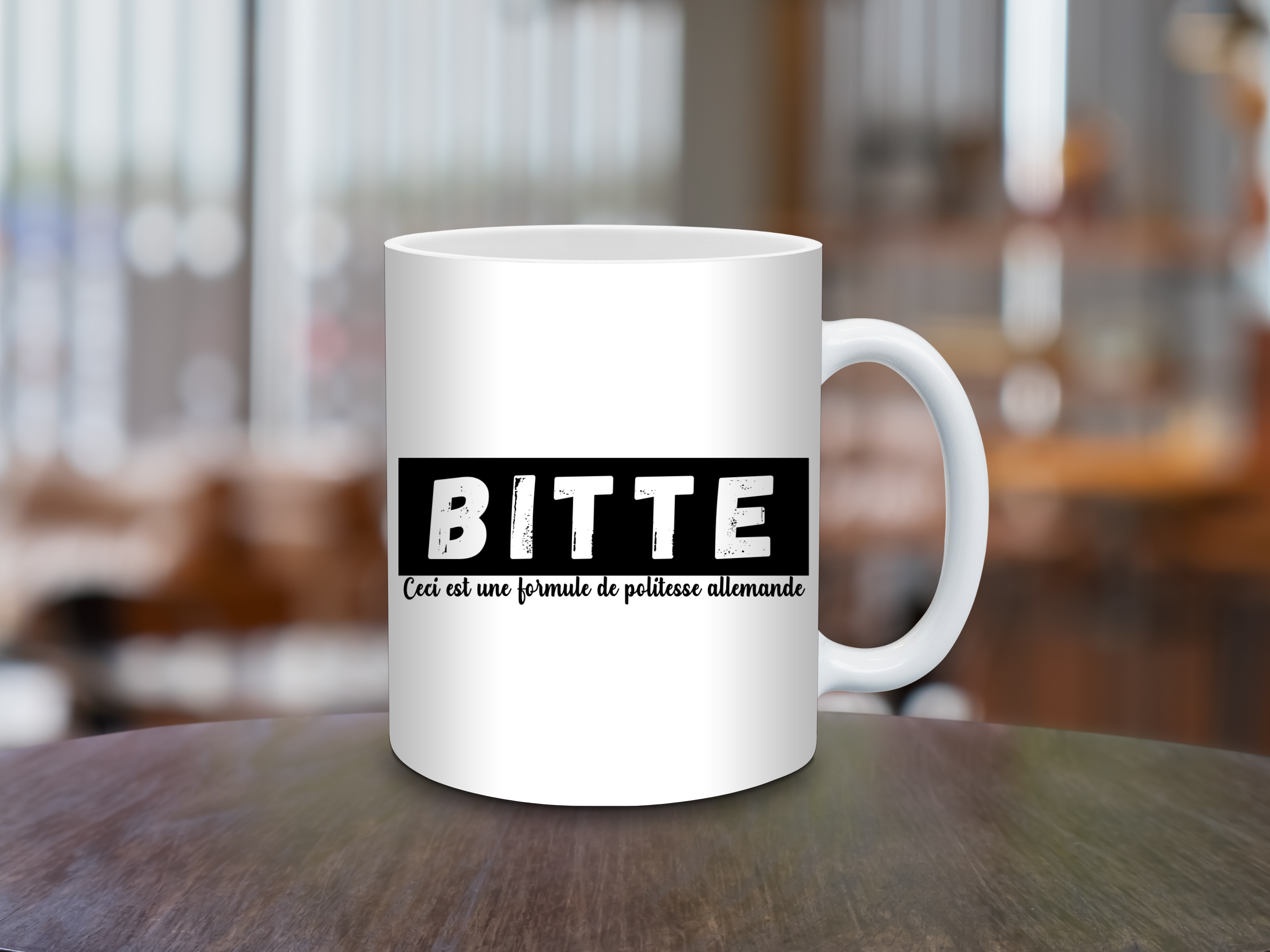 Mug humour – “BITTE” design parodique noir & blanc