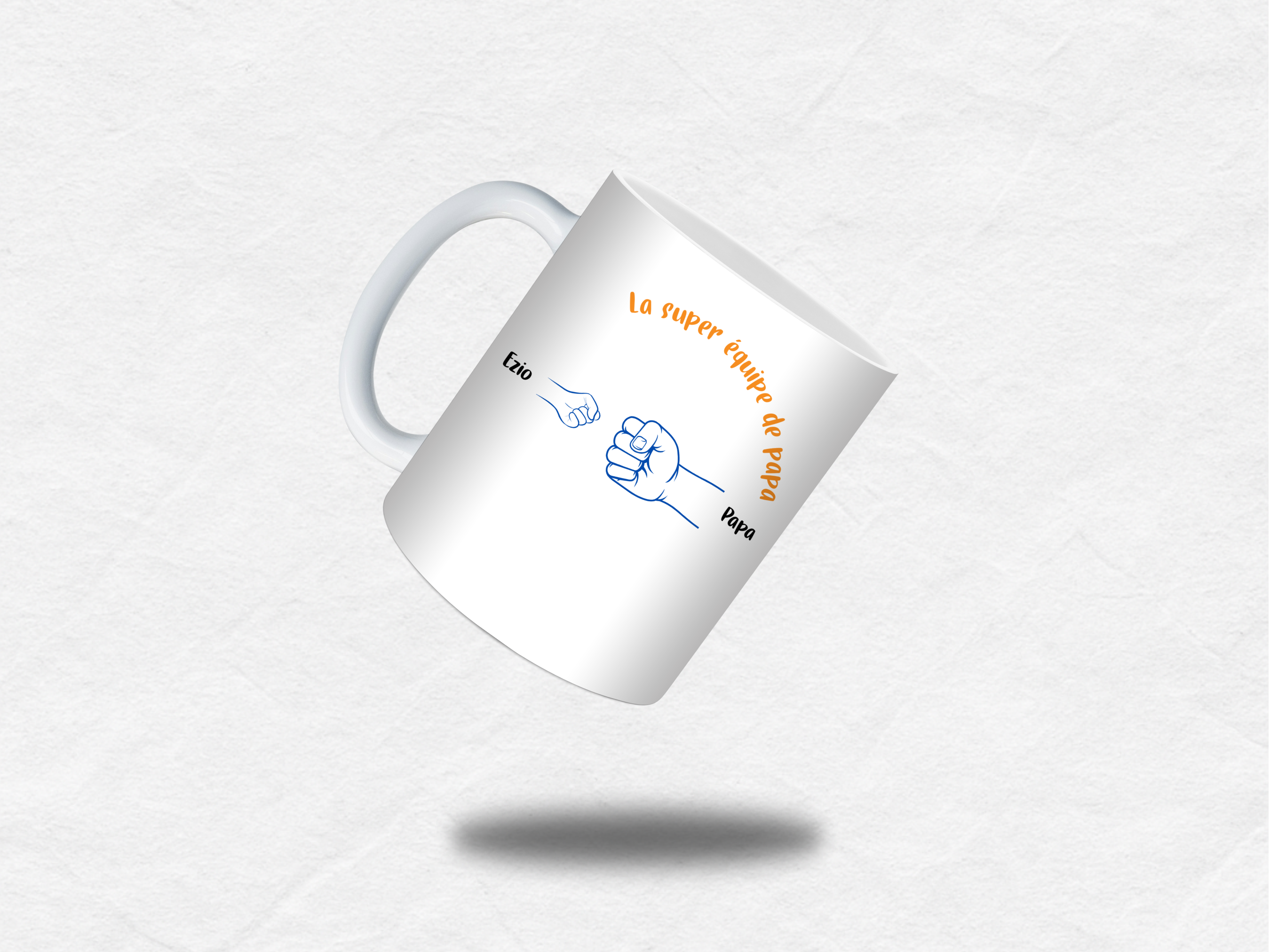 Mug personnalisé famille – Mains adulte & enfants (1 à 5 prénoms)