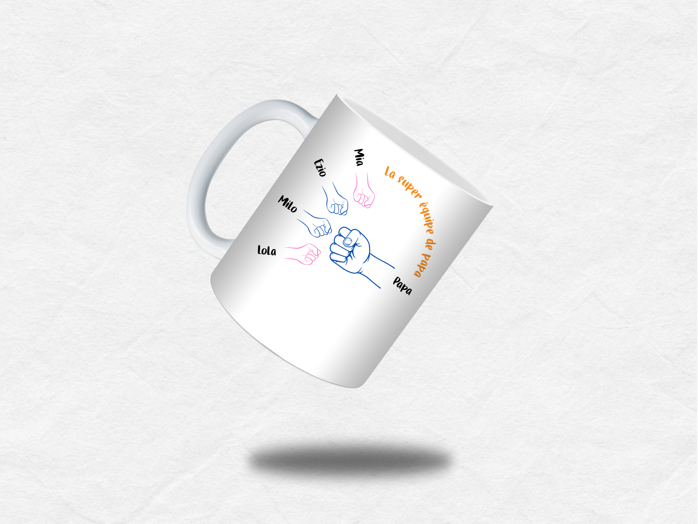 Mug personnalisé famille – Mains adulte & enfants (1 à 5 prénoms)