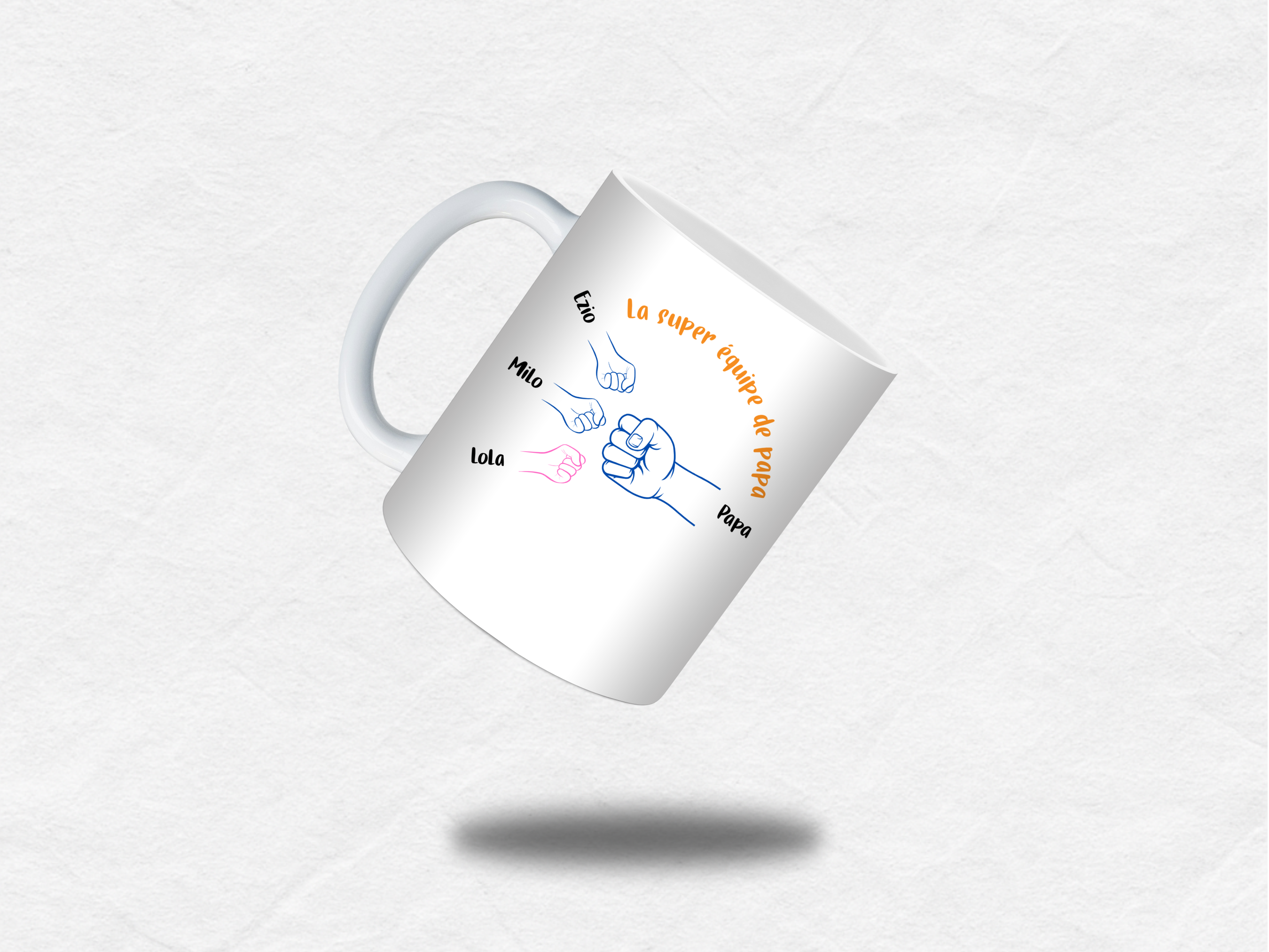 Mug personnalisé famille – Mains adulte & enfants (1 à 5 prénoms)